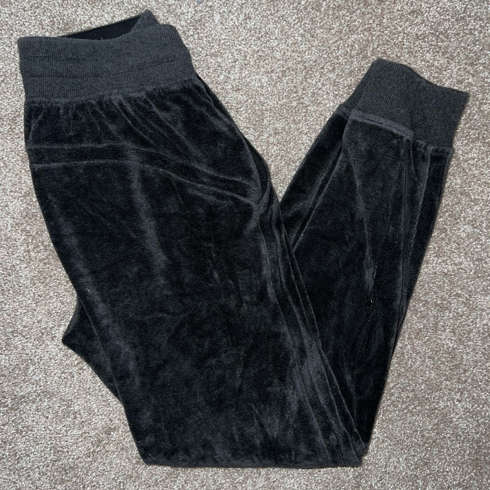 Lululemon Ready To Crush High Rise HR Charcoal Gray Velour Joggers Pants 4